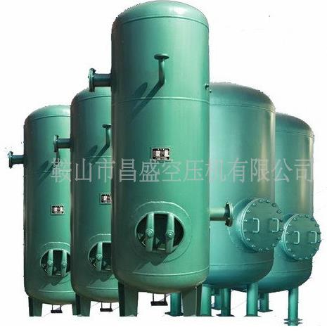 【立式儲(chǔ)氣罐】穩(wěn)穩(wěn)站立，蓄勢(shì)以待